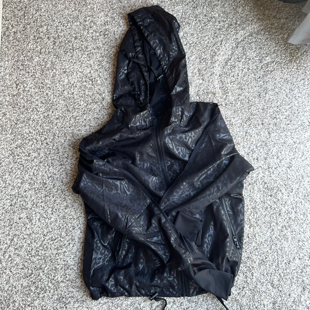 Zyia wind breaker